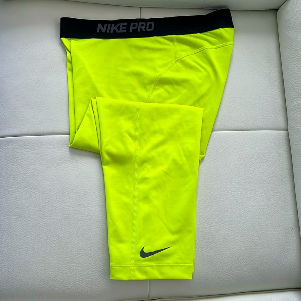 Nike Pro Dri-Fit Cropped Leggings Neon Yellow Size Medium - EUC